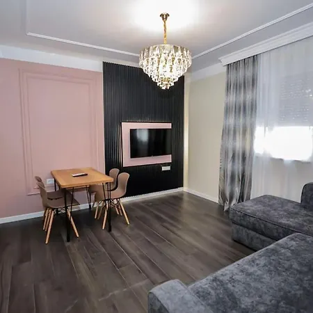 Miku Apartment- Exclusive 1 Bedroom At Komuna E Parisit 地拉那